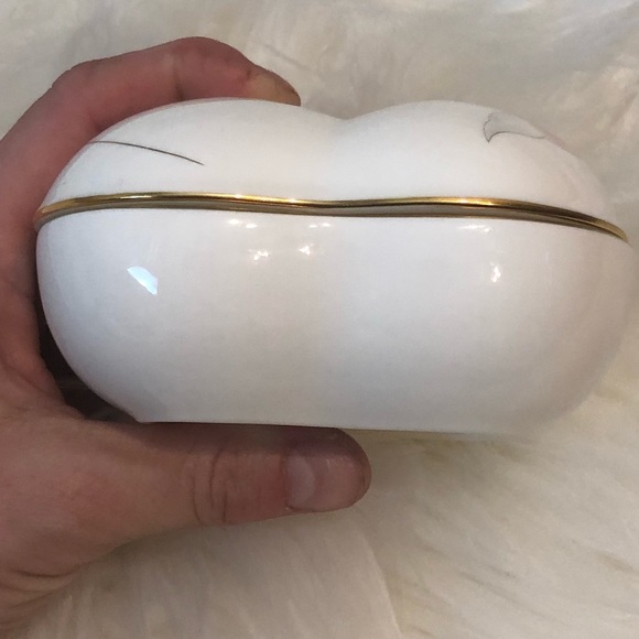 VINTAGE MIKASA HEART TRINKET HOLDER - Picture 5 of 8